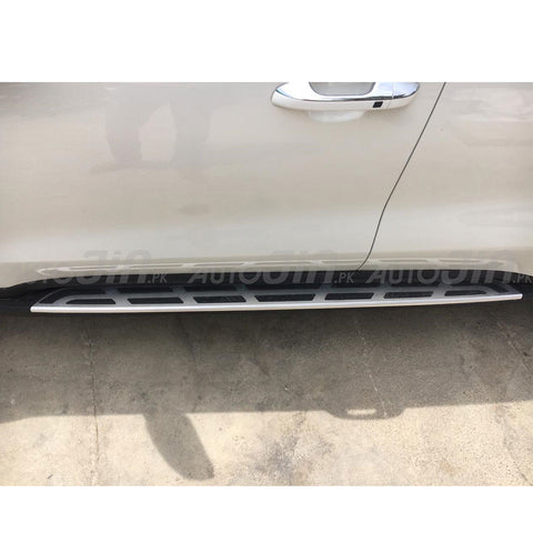 Kia Sportage Side Skirts Silver & Black 2019