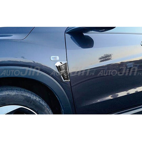 Honda Vezel 2014-19 Fender Vent Chrome & Black