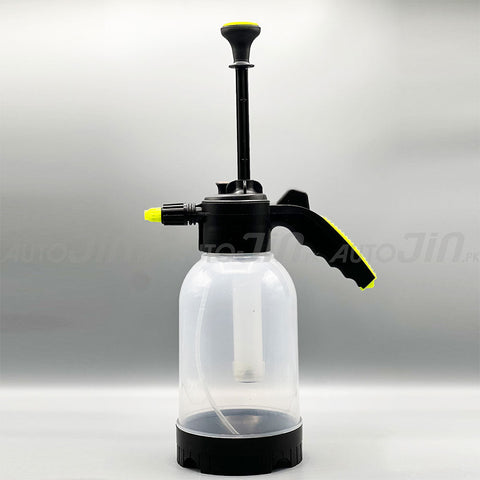 Portable Water Spraying Bottle